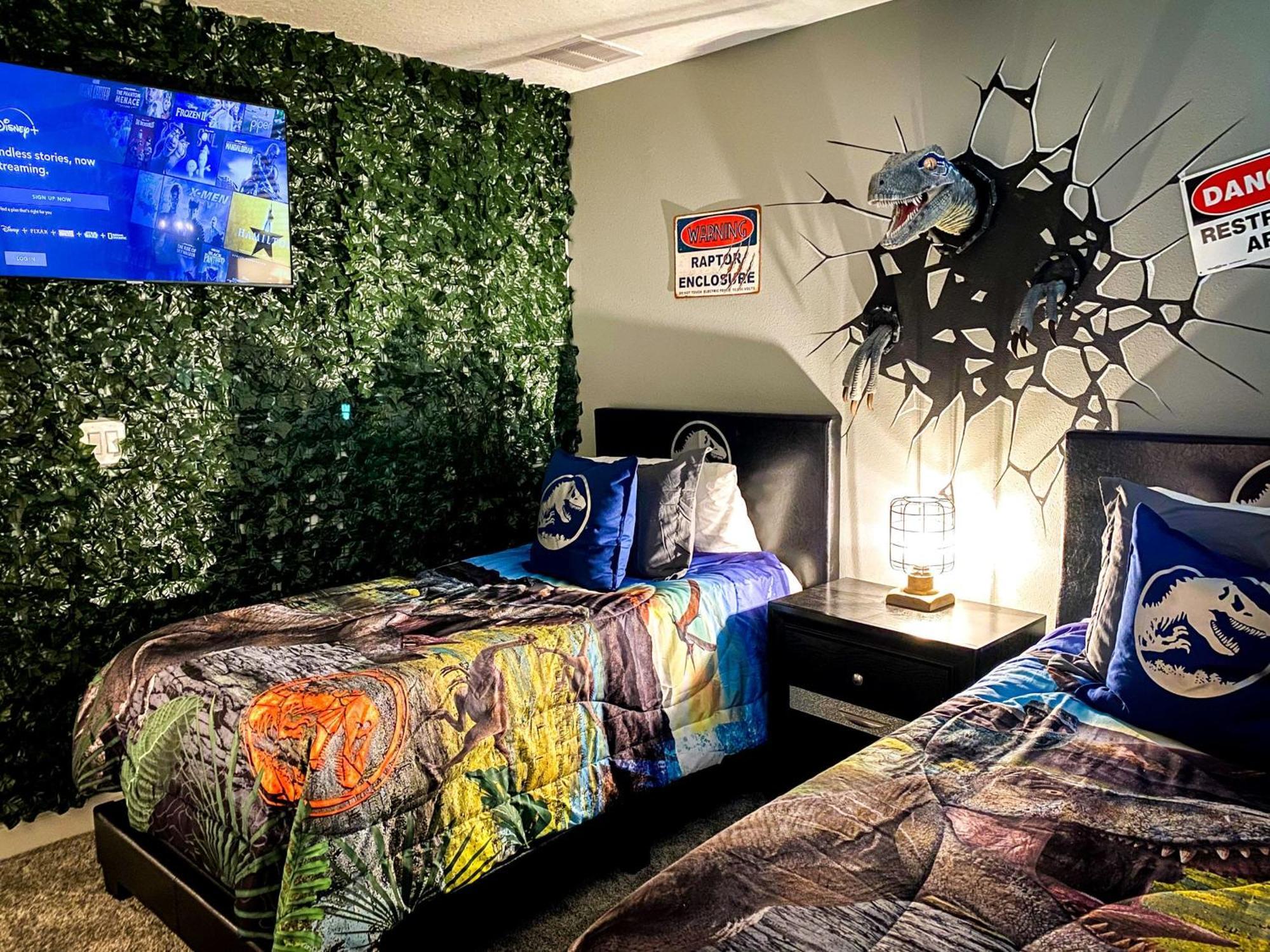 Magical Family Vacation Home Near Disney World At Storey Lake, Star Wars Gameroom, Pool, Theater, Mickey Slide, Sleeps Up To 28 Kissimmee Zewnętrze zdjęcie
